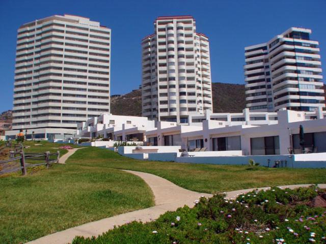 Beachfront Condo W Pools Steps To Beach & Mins To Dt Rosarito Esterno foto
